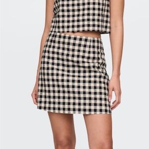 GAP Gingham Linen Blend Mini Skort